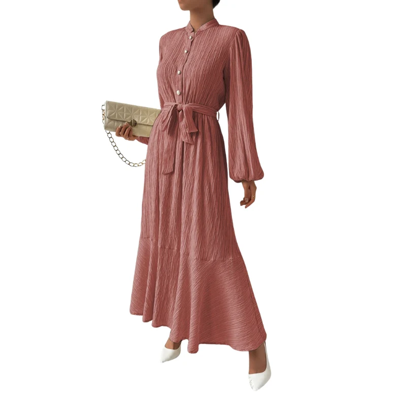 Robe maxi plissée élégante avec taille ceinturée et corsage ajusté - Image 8