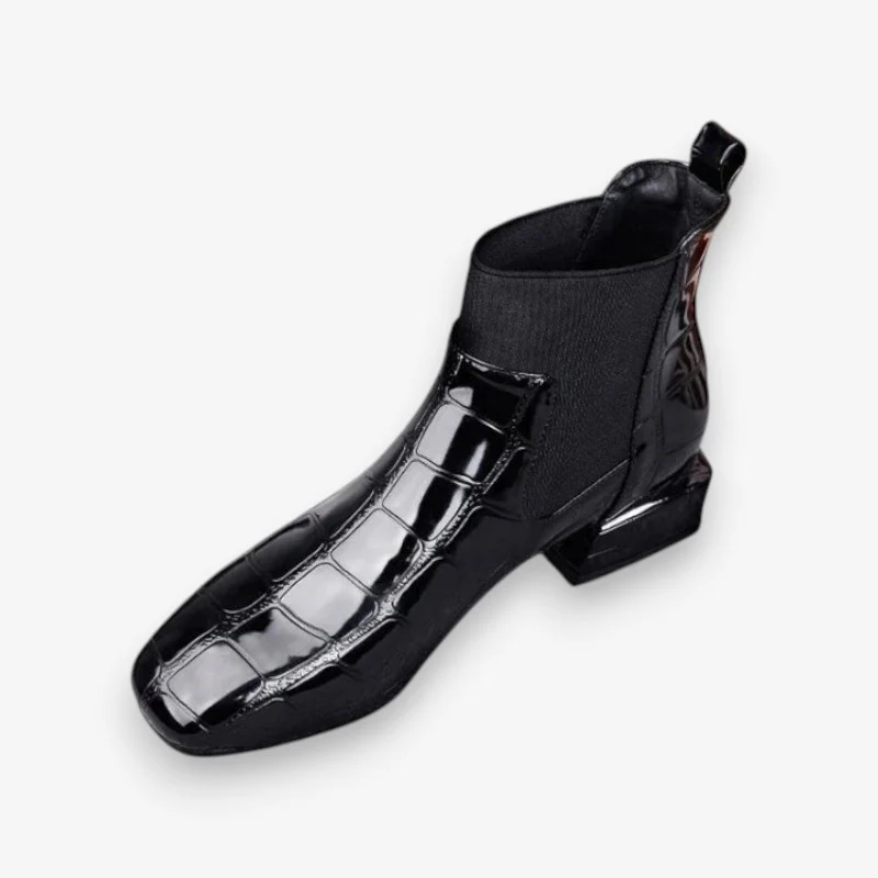 Alora – Chaussures à bout pointu couvrant la cheville avec semelle structurée antidérapante