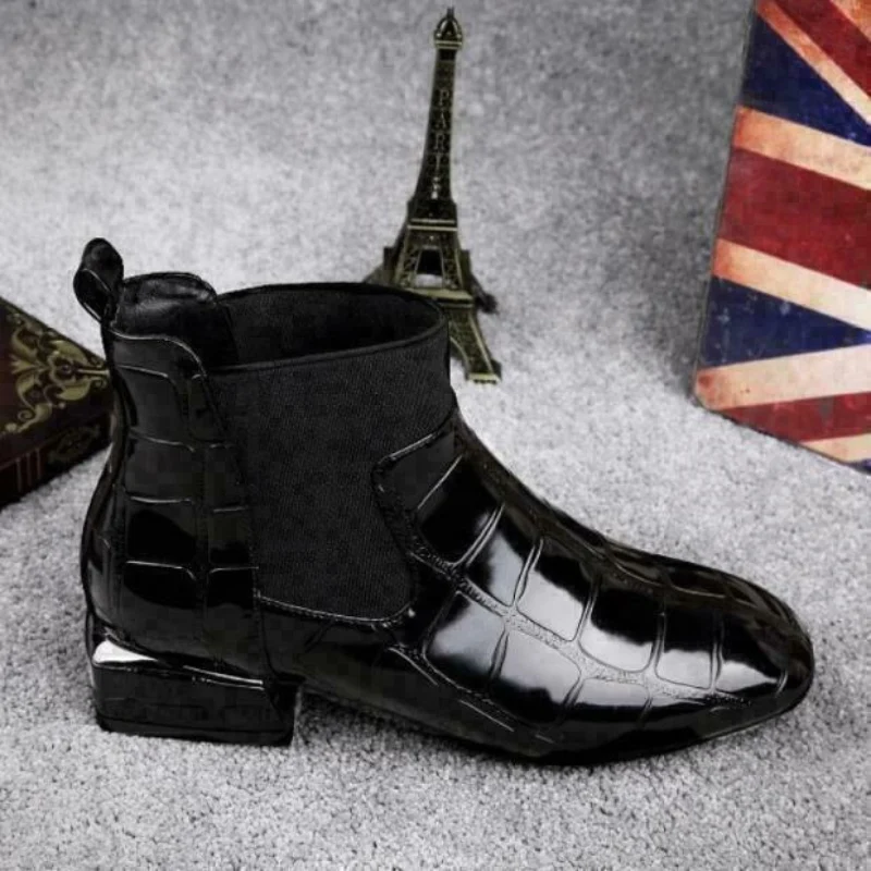 Alora – Chaussures à bout pointu couvrant la cheville avec semelle structurée antidérapante - Image 3