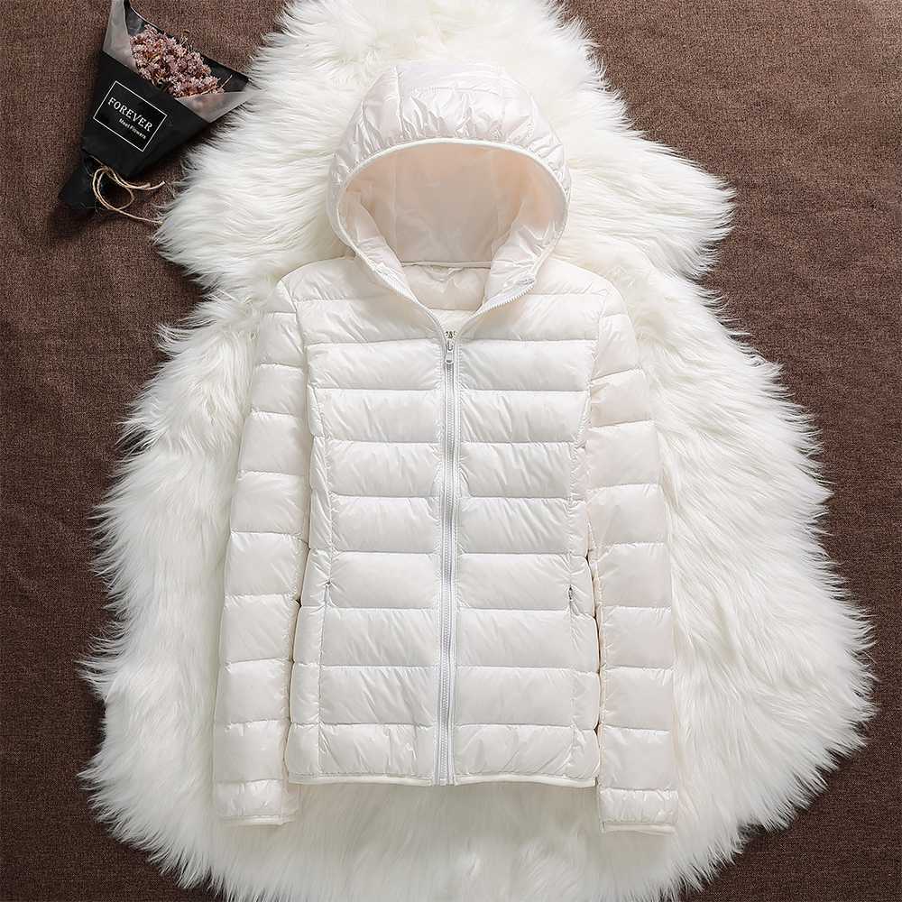 Veste élégante avec isolation luxueuse et capuche amovible - Image 12