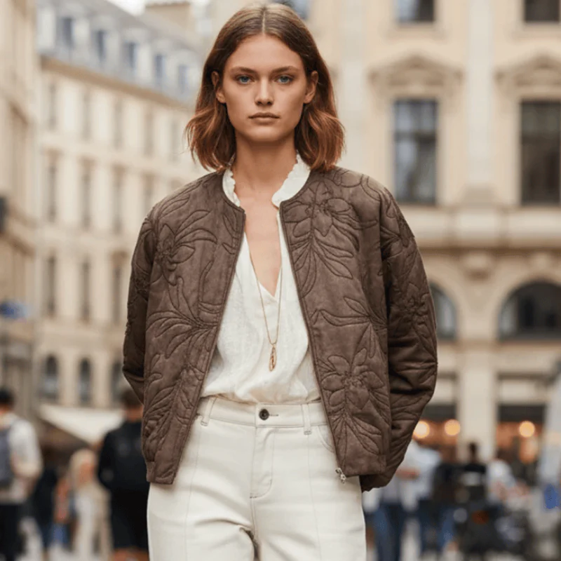 Amaya – Veste zippée à manches longues, col rond et poches - Image 3