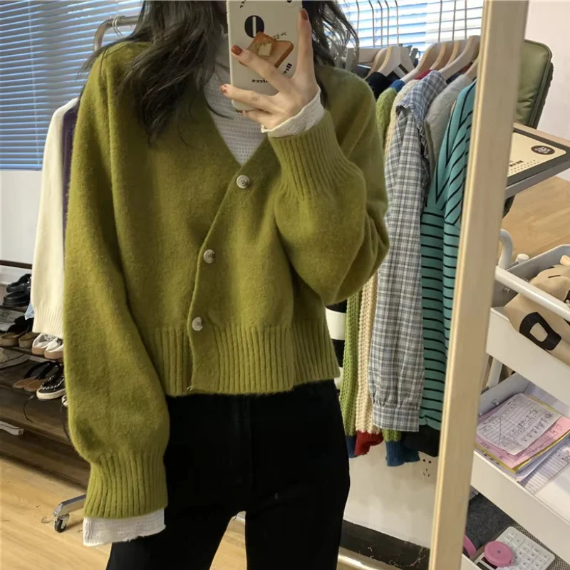 Pull femme ample col V manches longues - Image 6