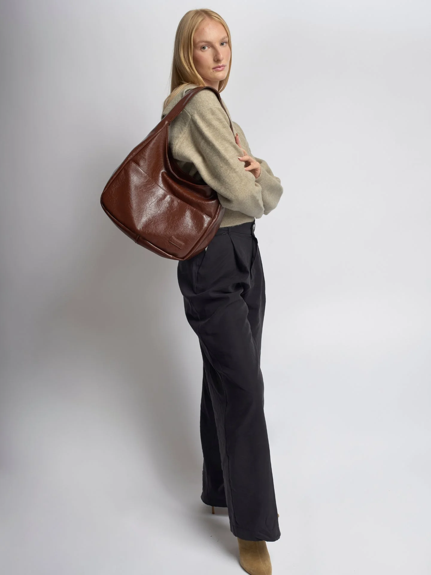 Sac à Bandoulière Élégant avec Poche Latérale et Grande Capacité - Image 9