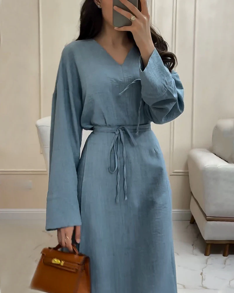 Annie - Robe longue élégante col V avec ceinture assortie - Image 2
