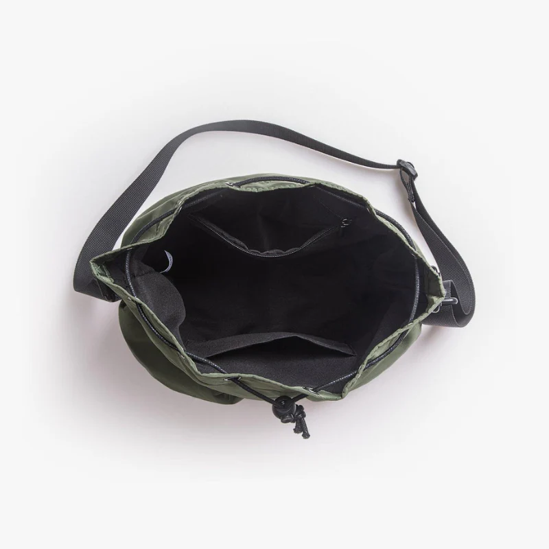 Grand sac à main multi-poches avec bandoulière réglable - Image 7
