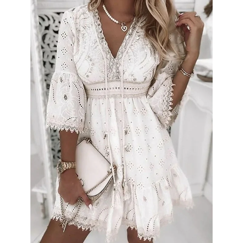 Mini-Robe Élégante avec Décolleté en V et Coupe Décontractée - Image 2