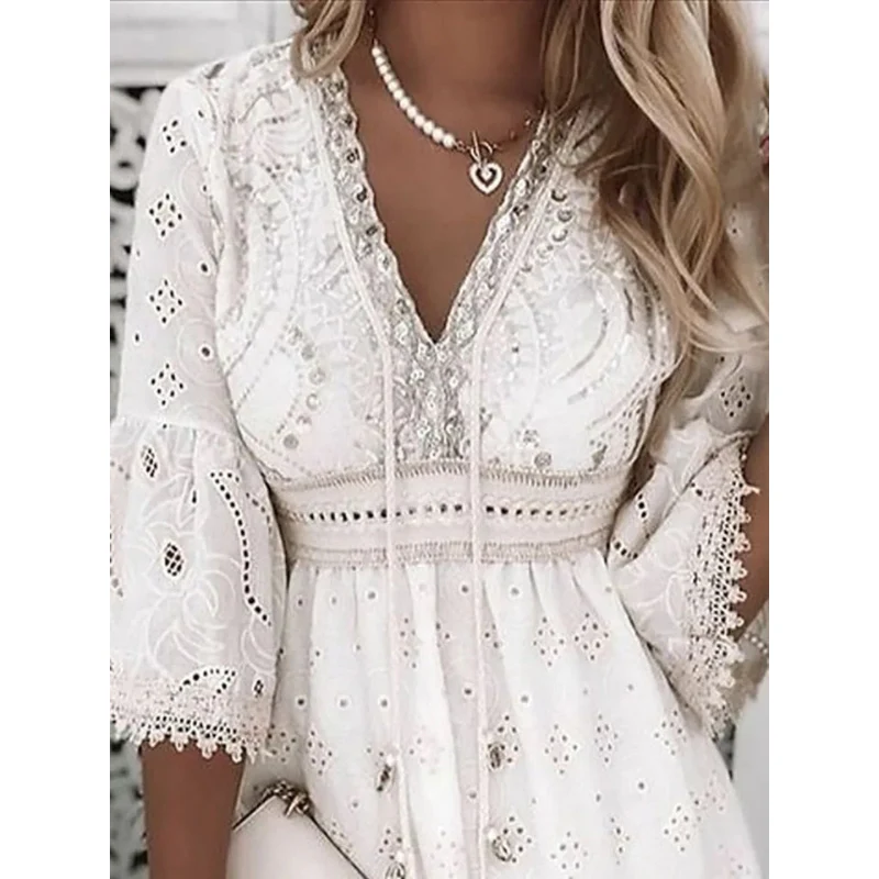 Mini-Robe Élégante avec Décolleté en V et Coupe Décontractée - Image 3