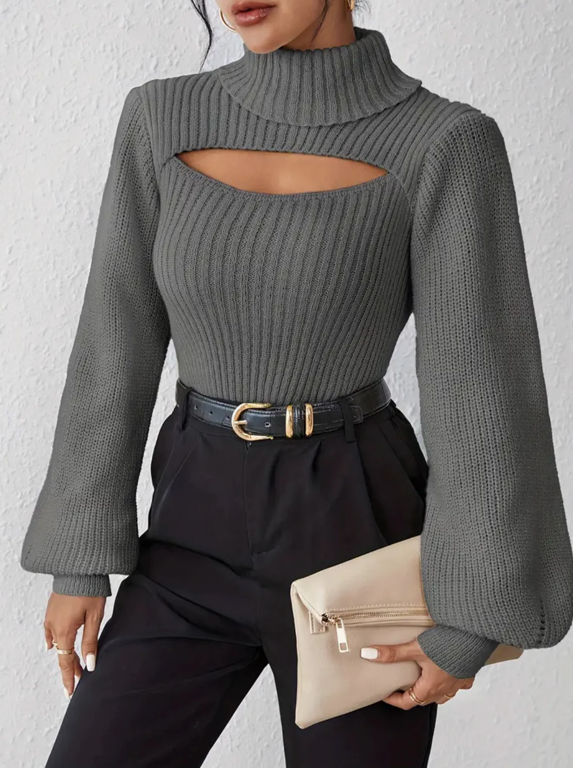 Pull col montant avec découpes élégantes pour femme - Image 3