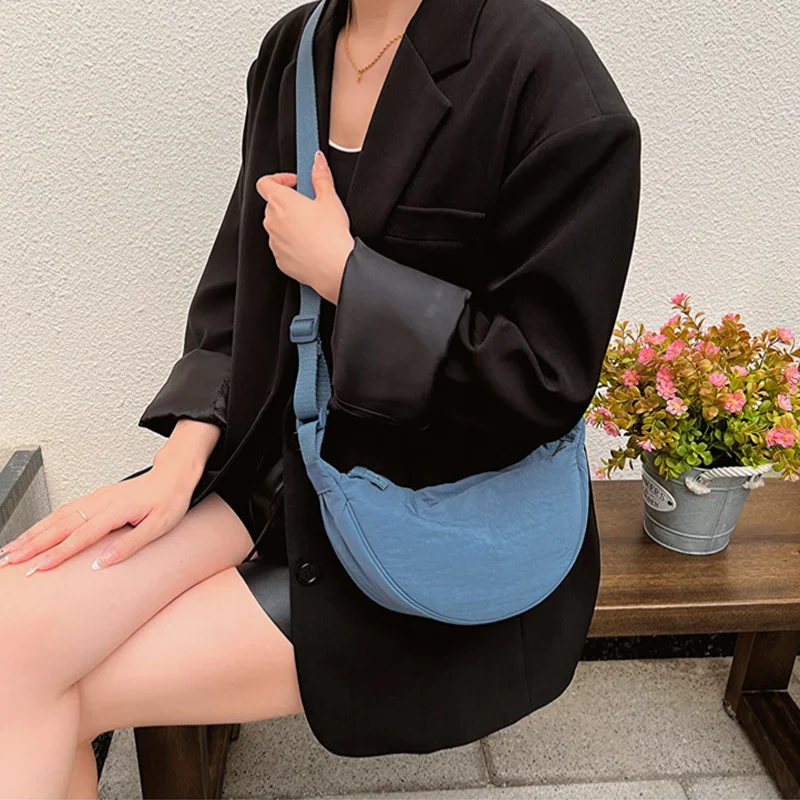 Sac bandoulière avec fermeture éclair + bandoulière ajustable - Image 7