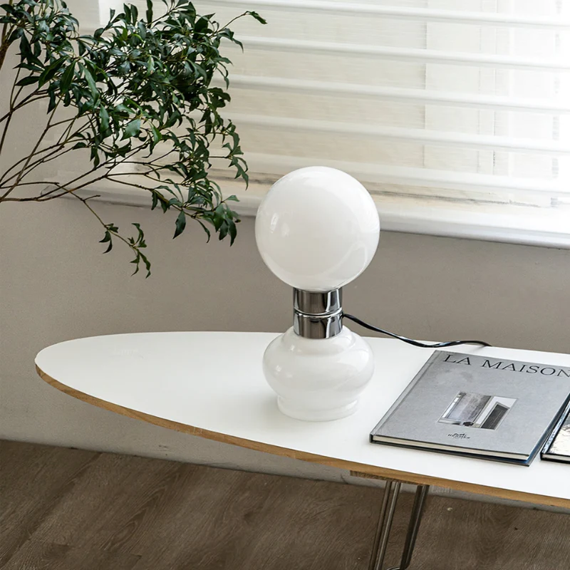 LED tafellamp met glazen globe - Image 4
