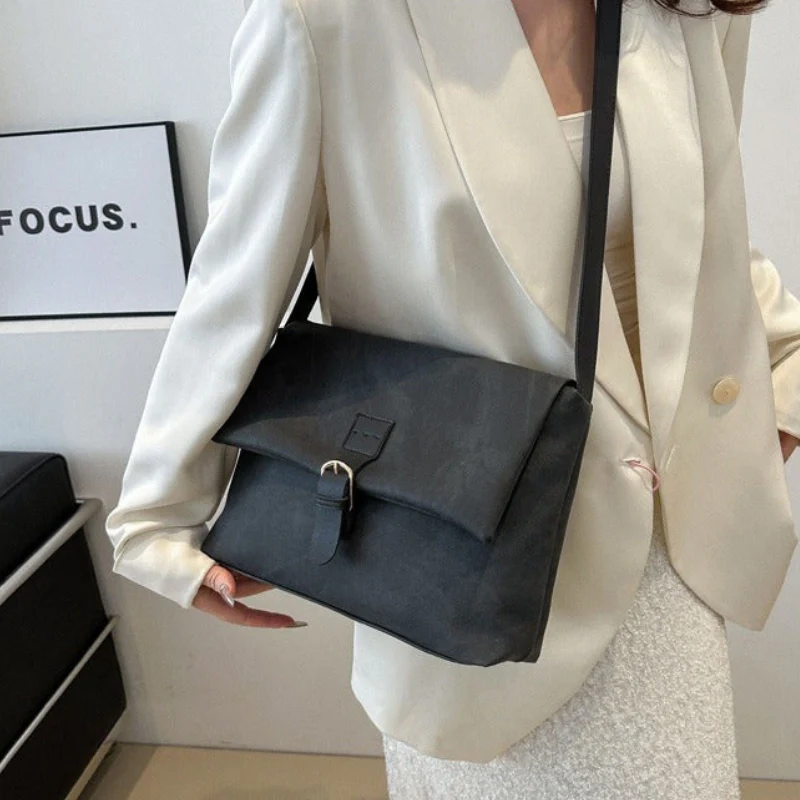 Calyra – Sac bandoulière zippé avec bandoulière réglable - Image 5