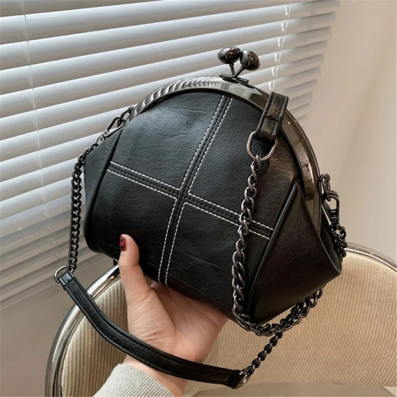 Sac bandoulière grande capacité avec chaîne - Image 5