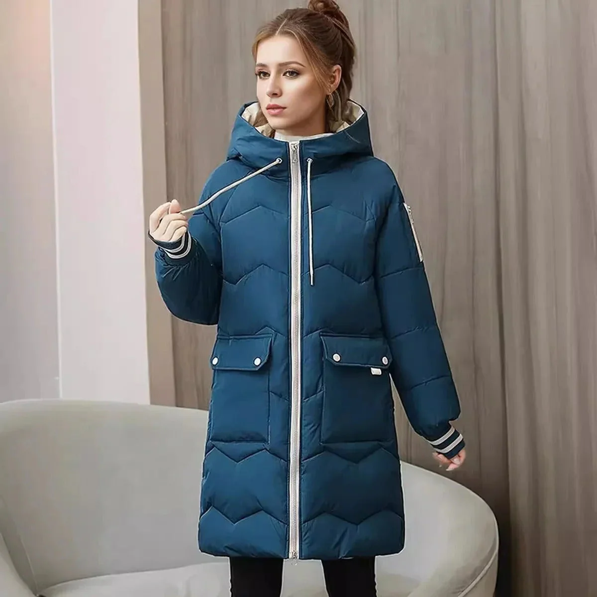 Veste à capuche chaude pour femmes, confortable et stylée - Image 4