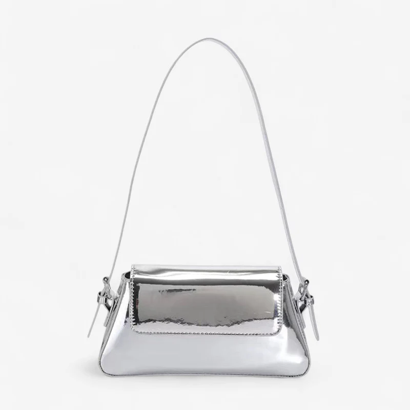 Petit sac à main en cuir avec fermeture à bouton - Image 5