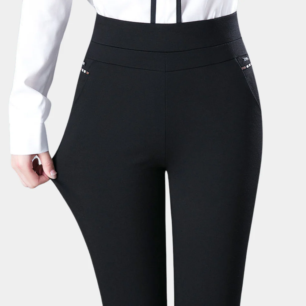 Pantalon taille haute Claire poches latérales coupe décontractée