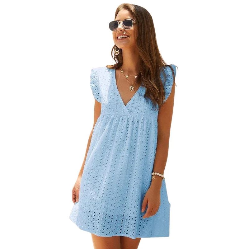 Robe mini sans manches col V avec détail découpé