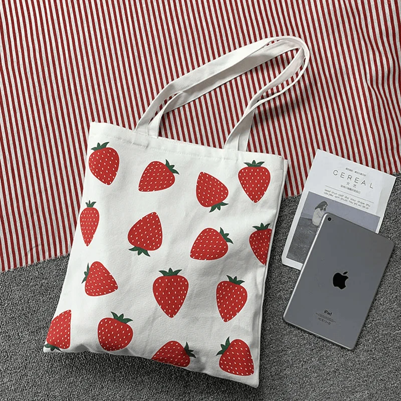Sac fourre-tout pliable imprimé fraise - Image 4