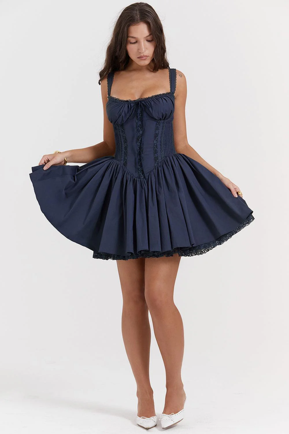 Daphné - Mini robe chic sans manches - Image 5