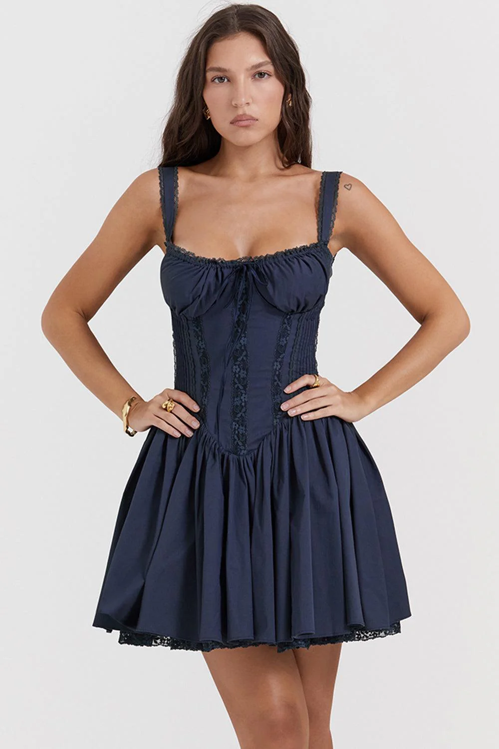 Daphné - Mini robe chic sans manches - Image 7