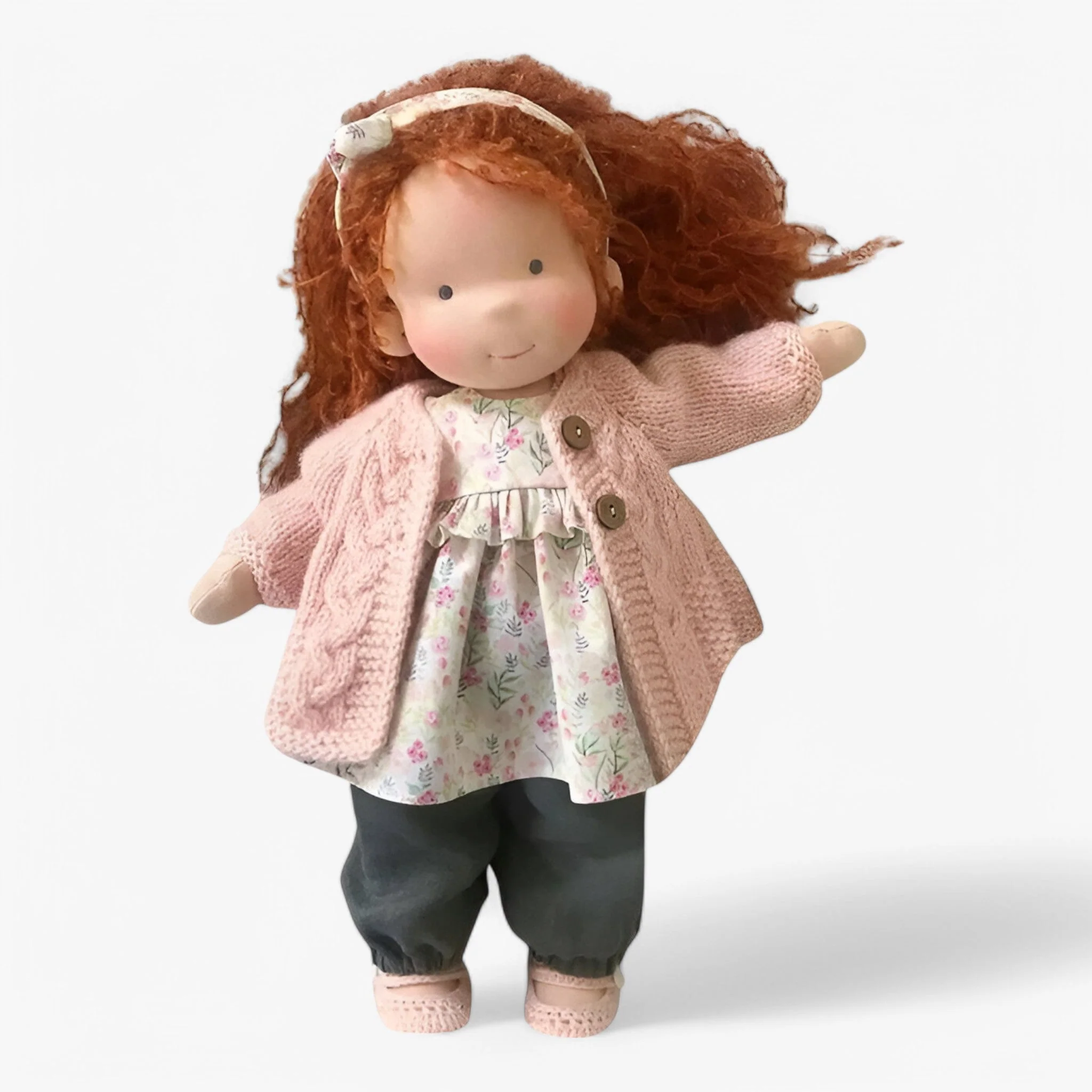Poupée DollyCuddle faite à la main traits doux - Image 3