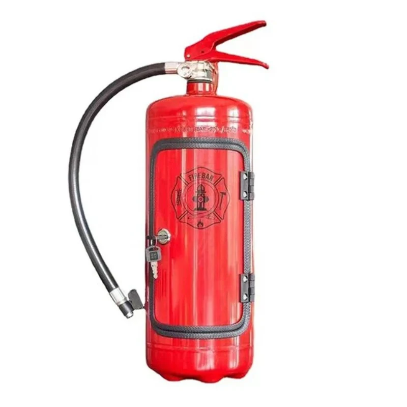 Rangement de Bouteilles Caché dans un Design d’Extincteur - Image 7