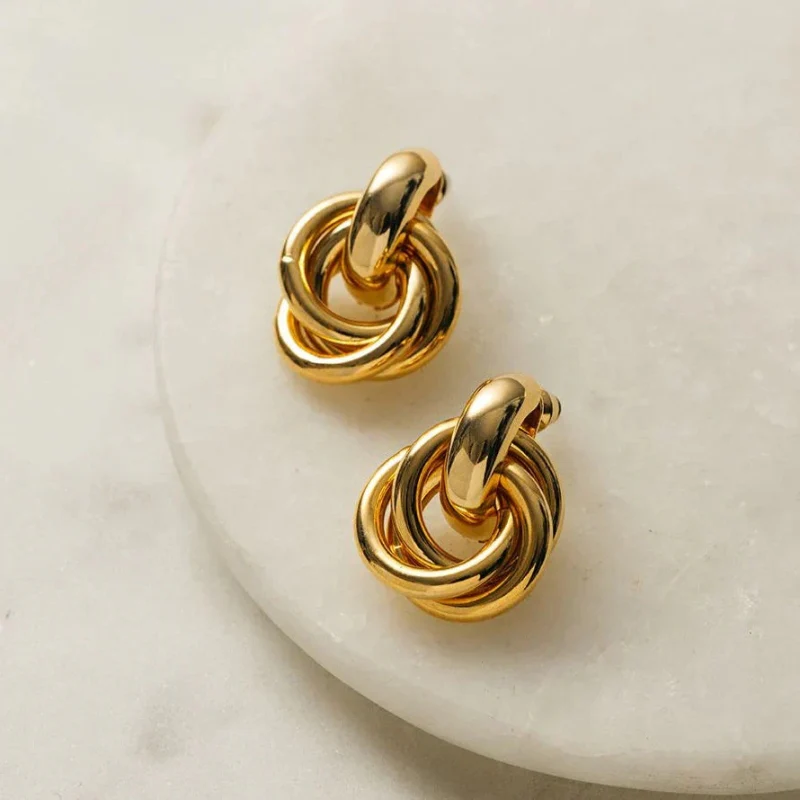 Boucles d'Oreilles Déclaration Tordue - Image 3