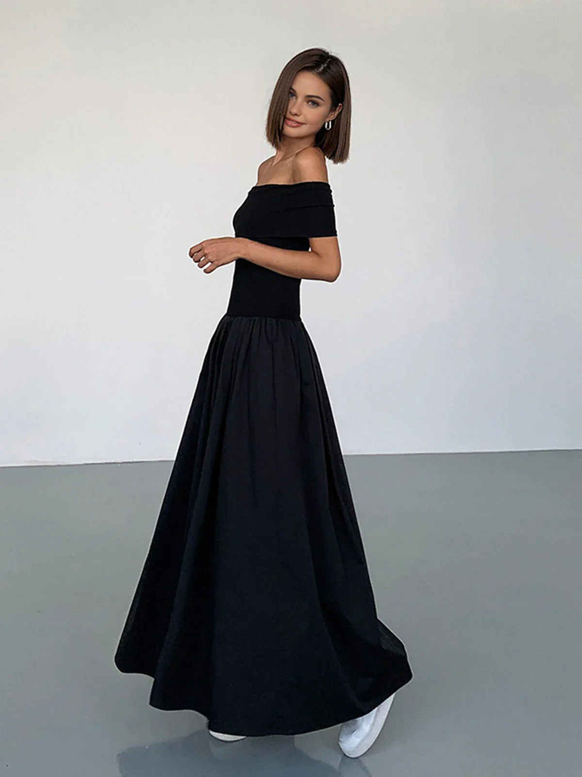 Robe longue femme épaules dénudées jupe plissée - Image 3