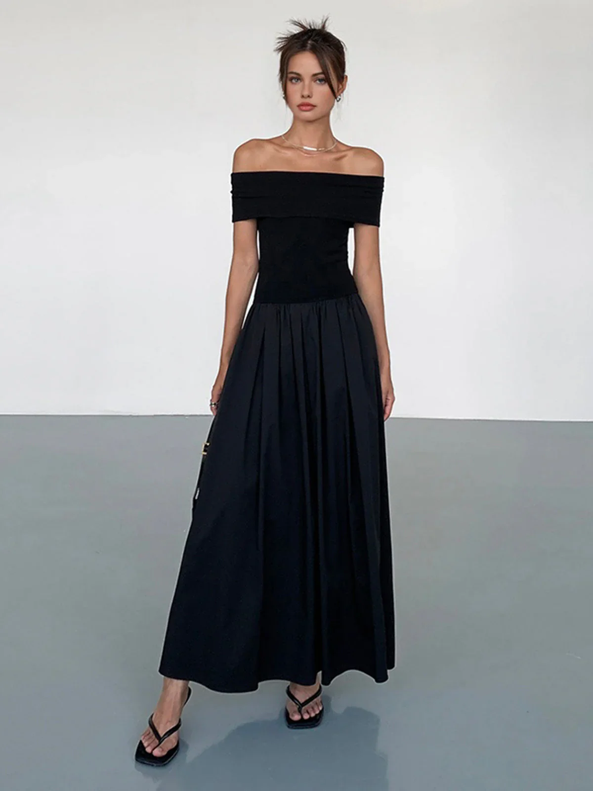 Robe longue femme épaules dénudées jupe plissée - Image 5