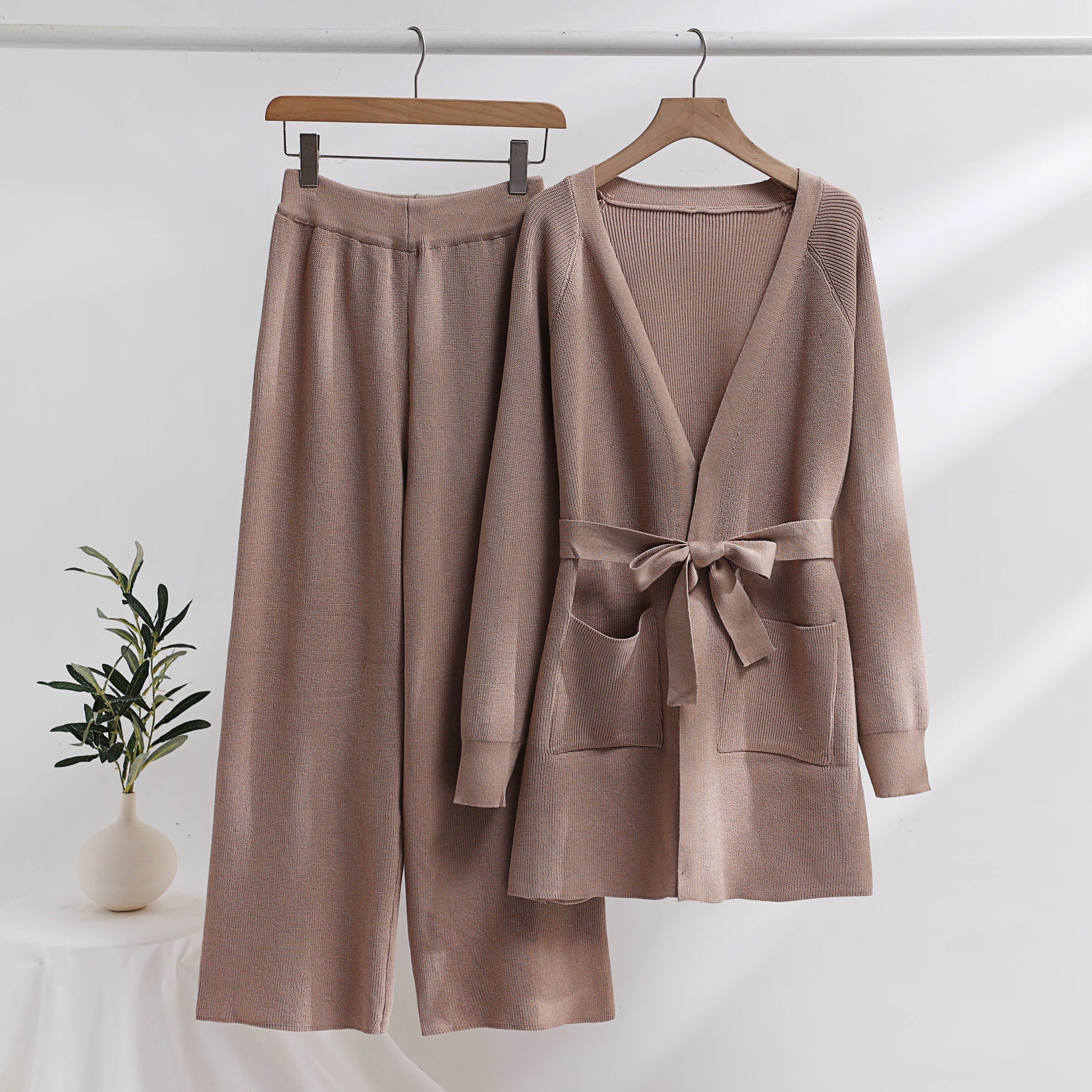 Ensemble loungewear femme cardigan long ceinturé + pantalon large