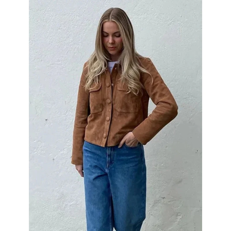 Ella – Veste courte femme en tissu doux et structuré - Image 5