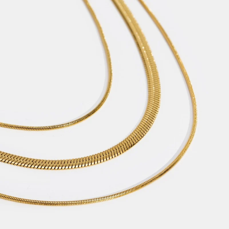 Collier femme Ellie 3 couches moderne - Image 3