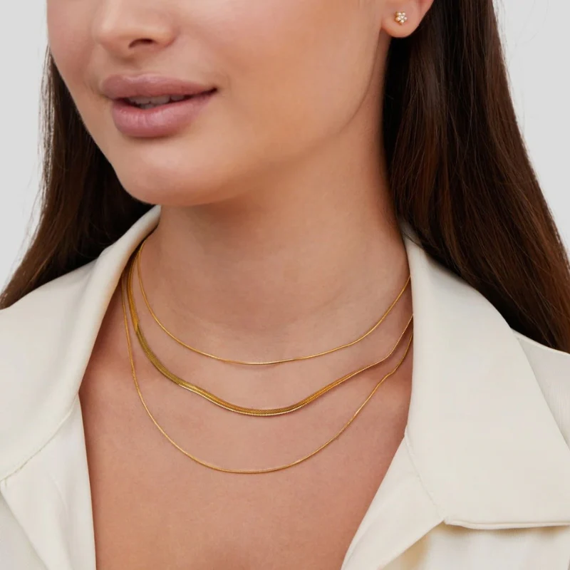 Collier femme Ellie 3 couches moderne - Image 4