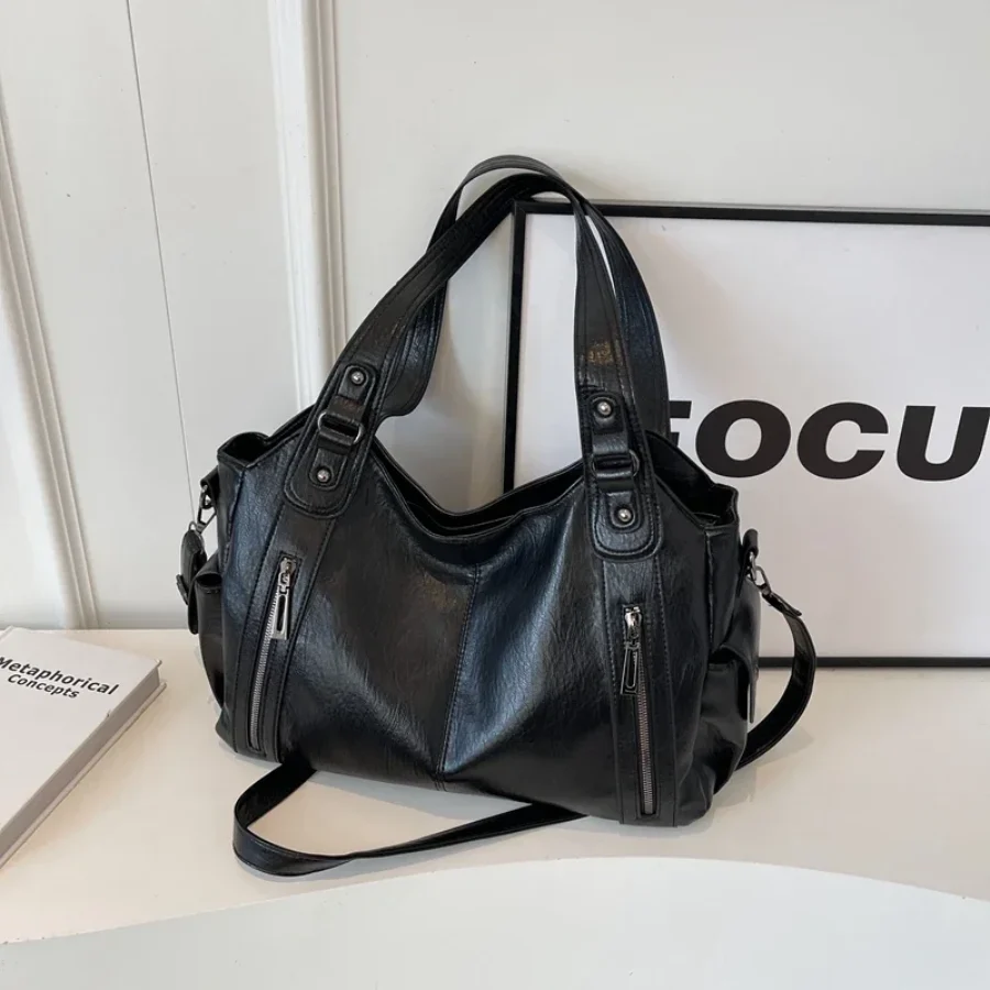 Sac bandoulière femme structuré avec poches zippées - Image 2