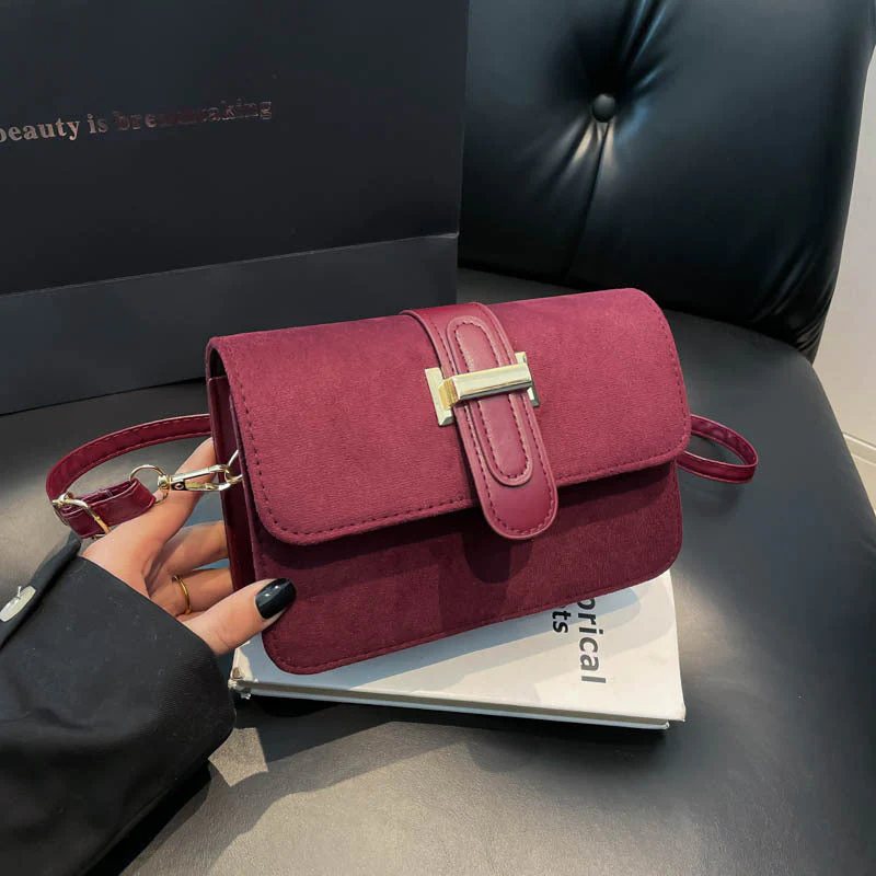 Sac bandoulière en cuir structuré avec sangles réglables - Image 6