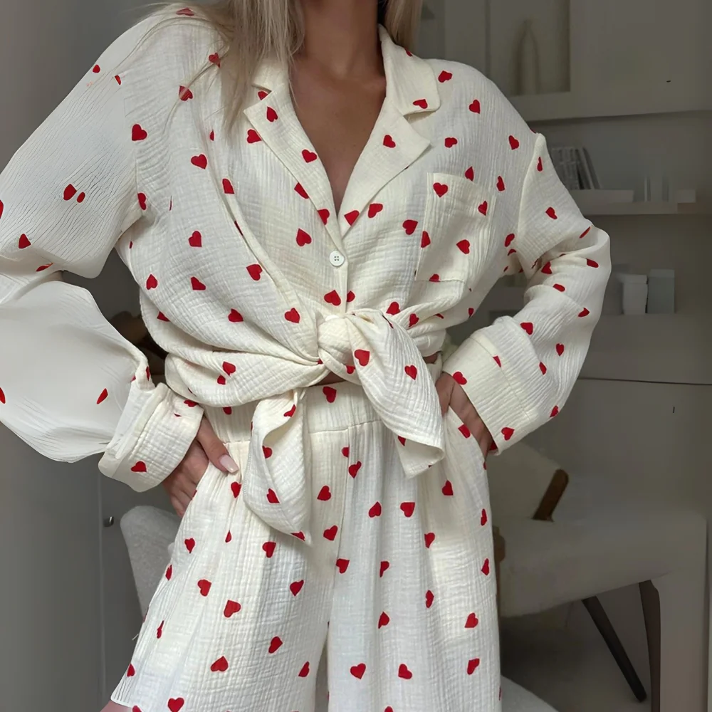 Pyjama deux pièces avec chemise boutonnée et pantalon - Image 3