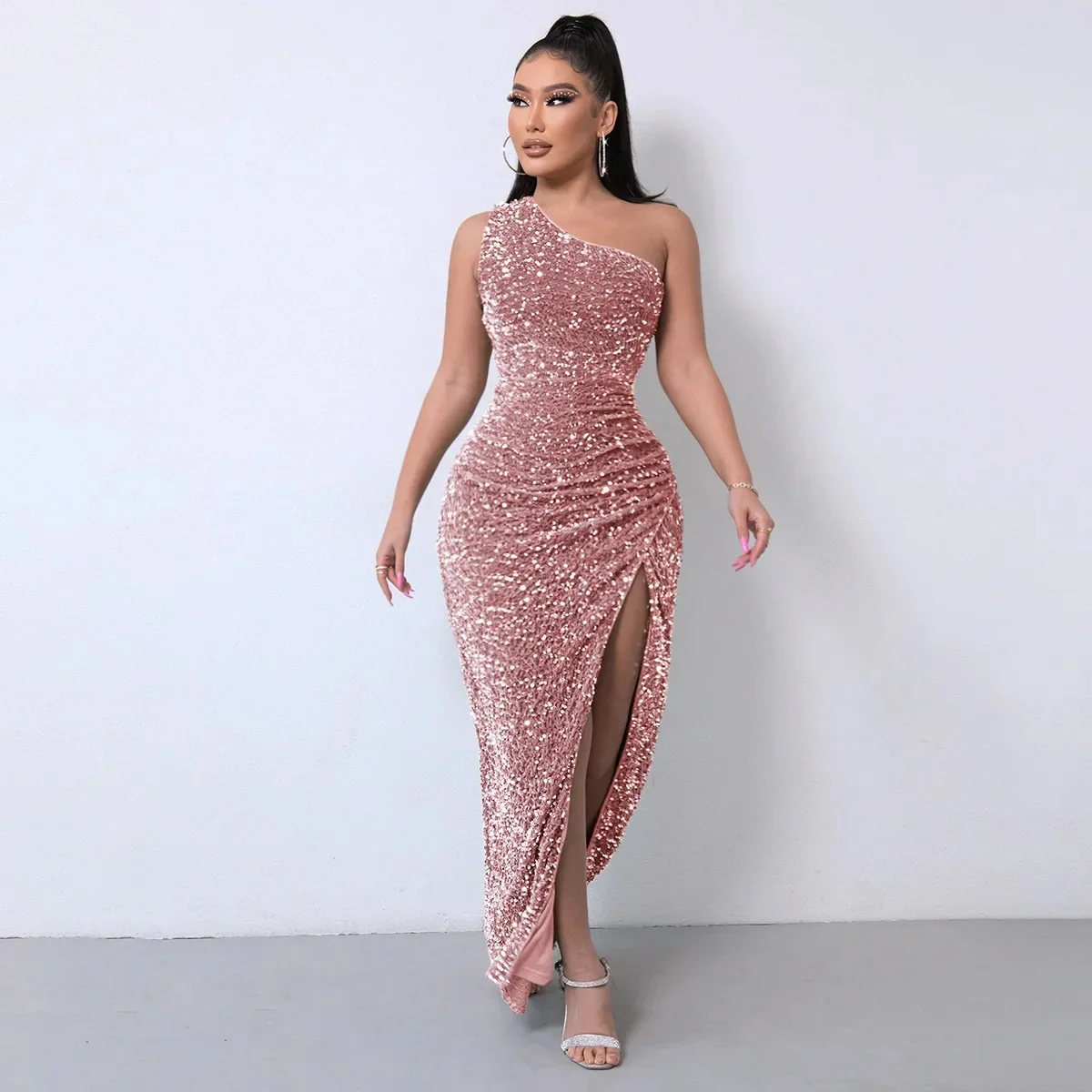 Robe femme une épaule asymétrique avec fente cuisse - Image 2