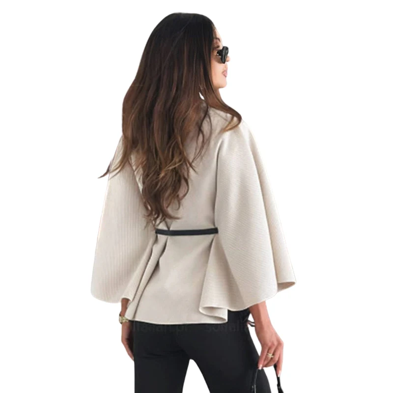 Veste à manches chauve-souris avec ceinture ajustable - Image 6