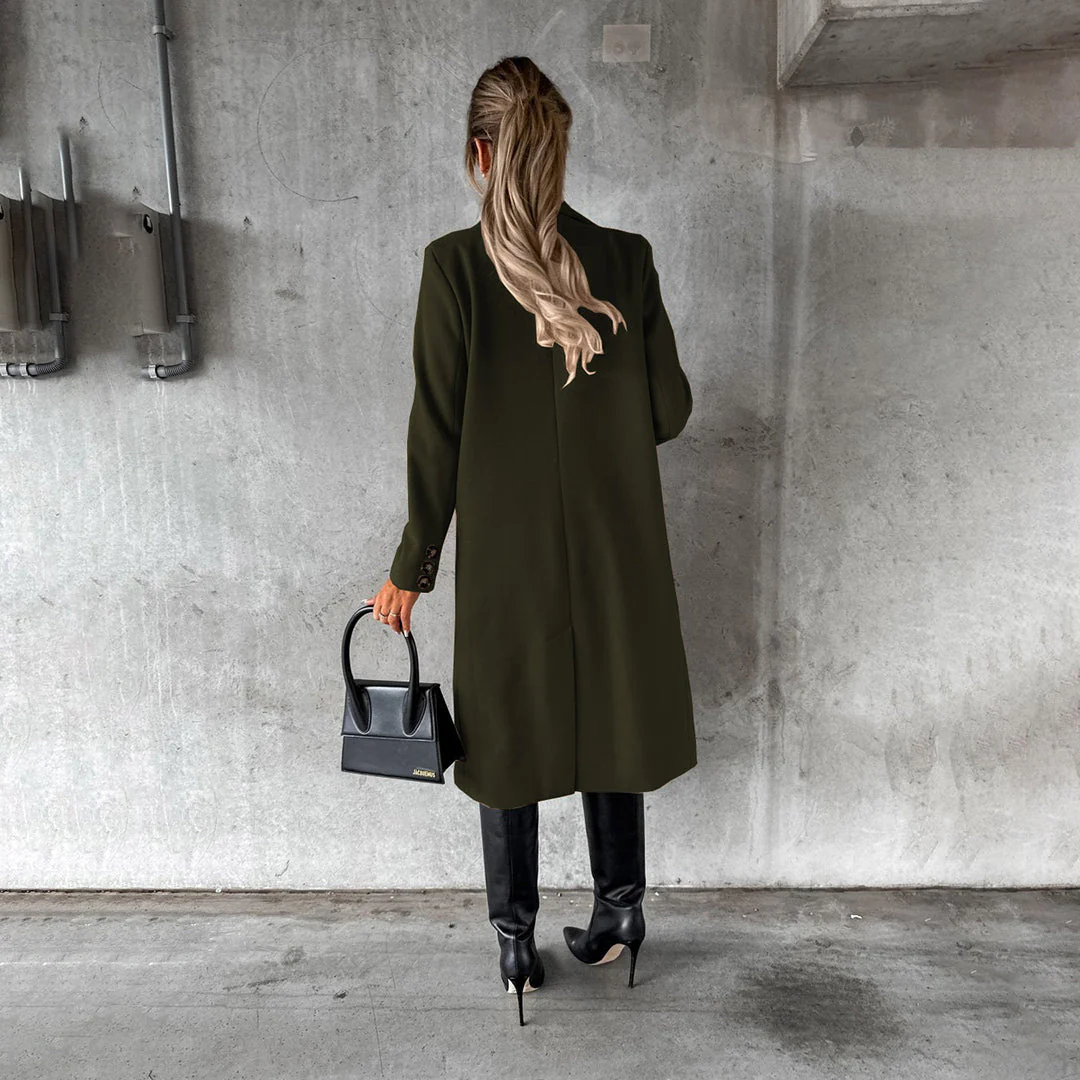 Evelyn – Manteau long femme classique avec boutons et poches - Image 13