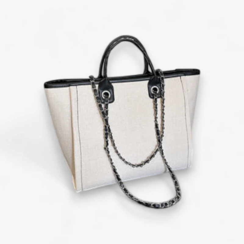 Grand sac cabas forme carrée avec bandoulière chaîne
