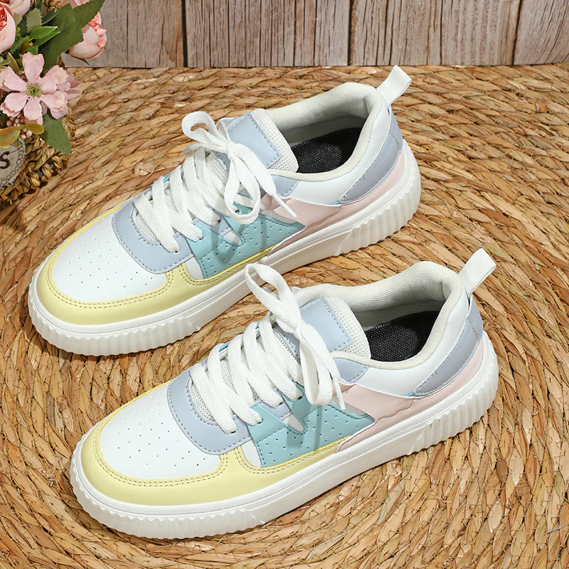 Baskets multicolores élégantes pour un confort tout au long de la journée - Image 3