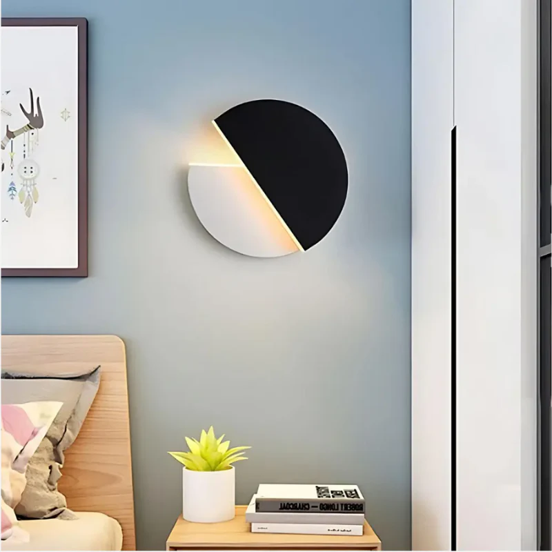 Applique murale LED orientable design géométrique - Image 4