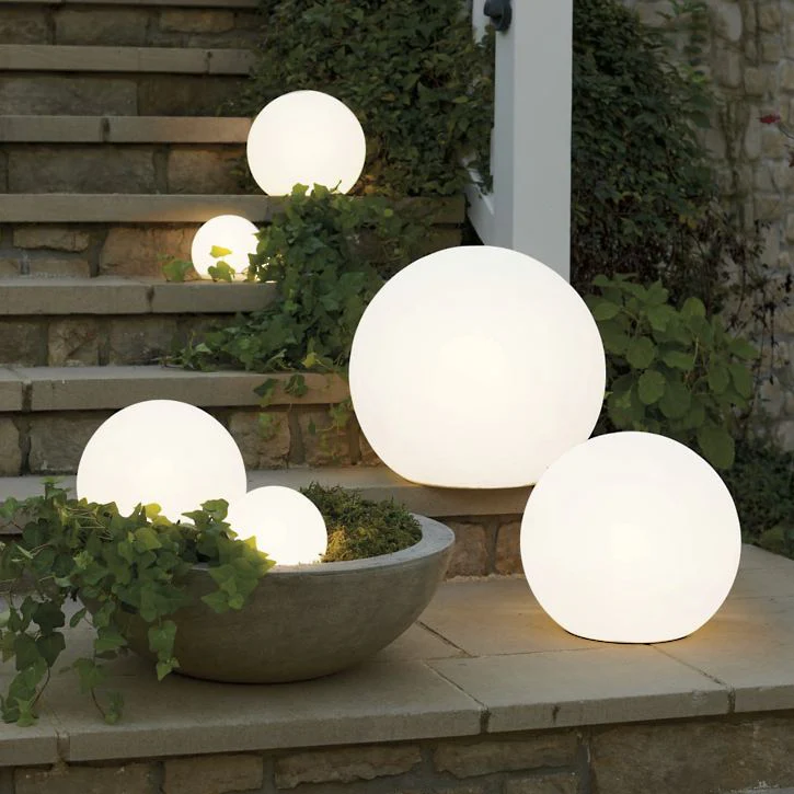 Lampe extérieure rechargeable LED avec télécommande - Image 3