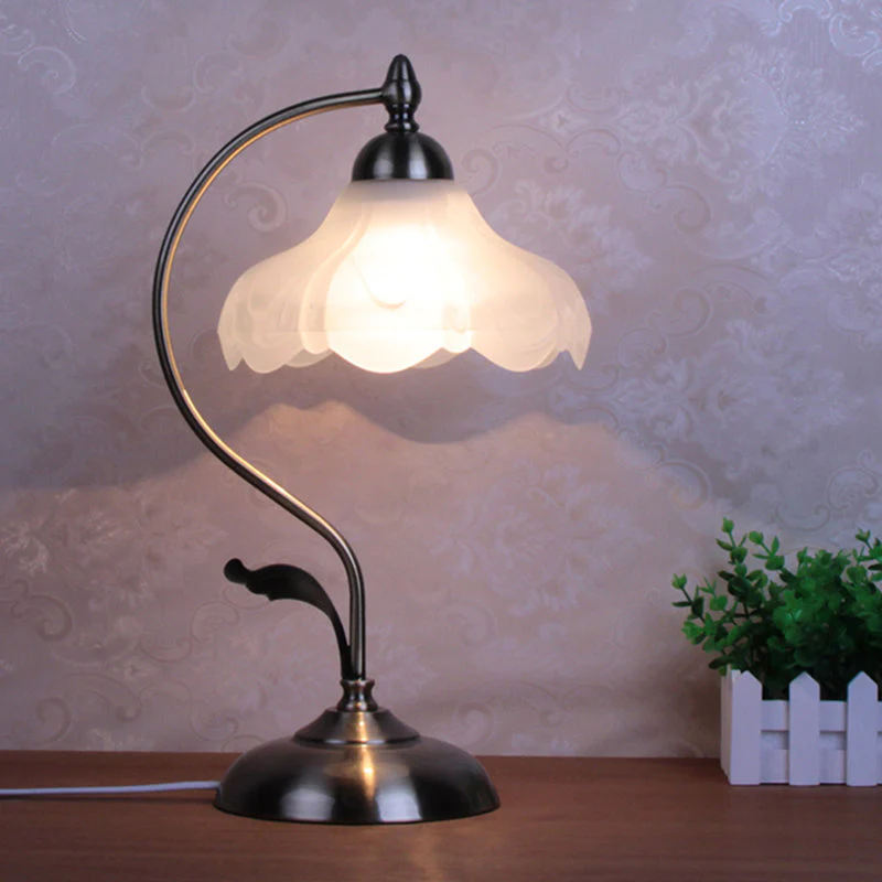 Lampe de table vintage élégante