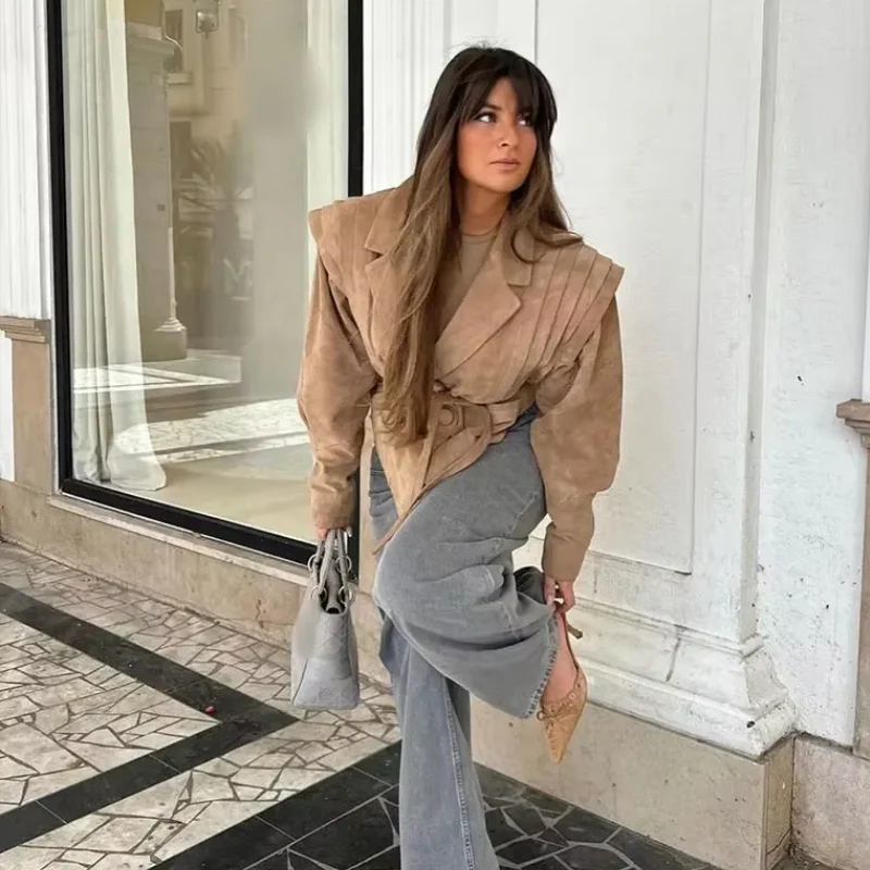 Veste femme col revers avec ceinture ajustable - Image 4