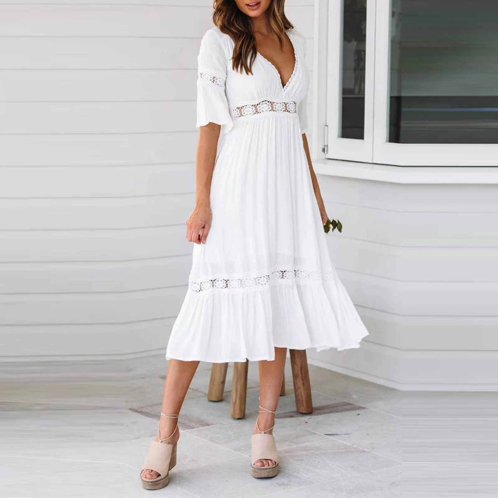 Robe midi moderne col V avec manches courtes évasées - Image 3