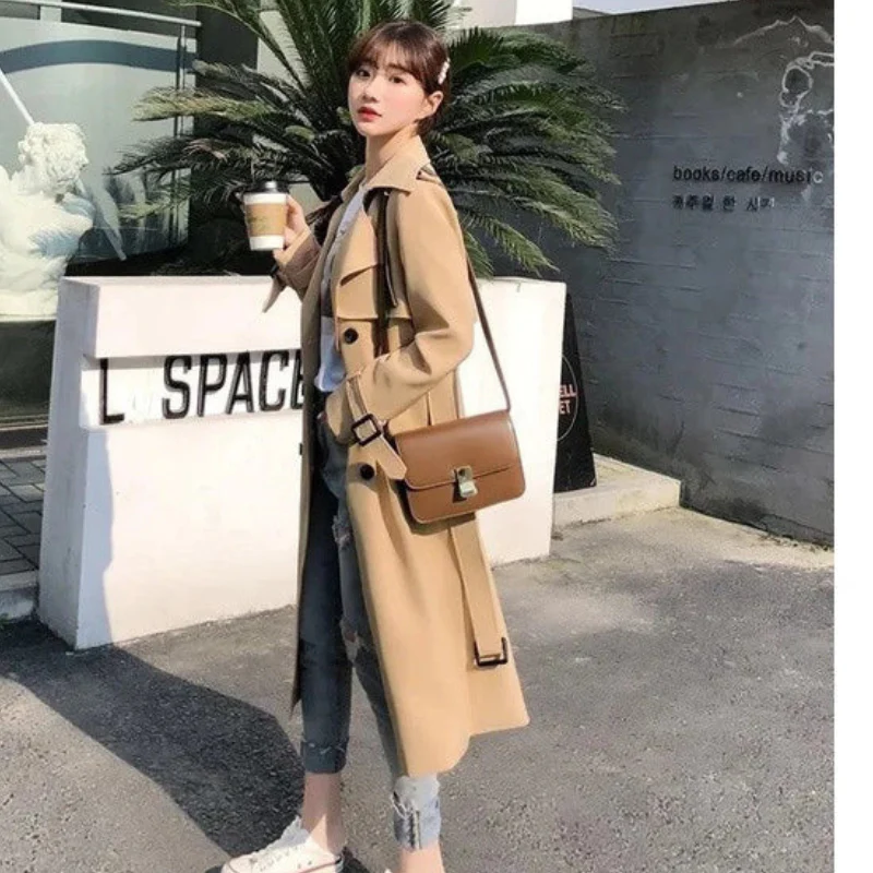 Trench-coat long femme avec ceinture et manches longues - Image 10