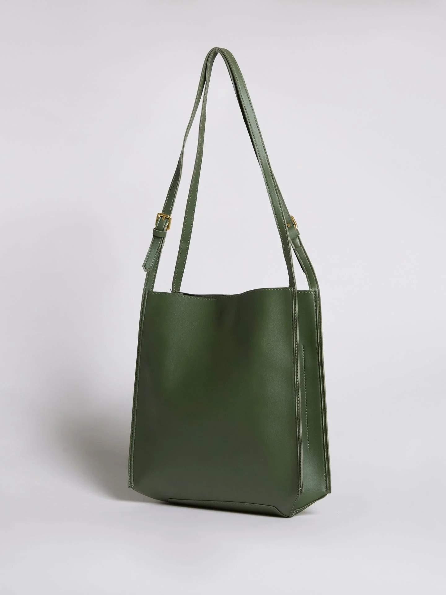 Sac à Bandoulière Élégant avec Bandoulière Réglable et Design Classique - Image 10