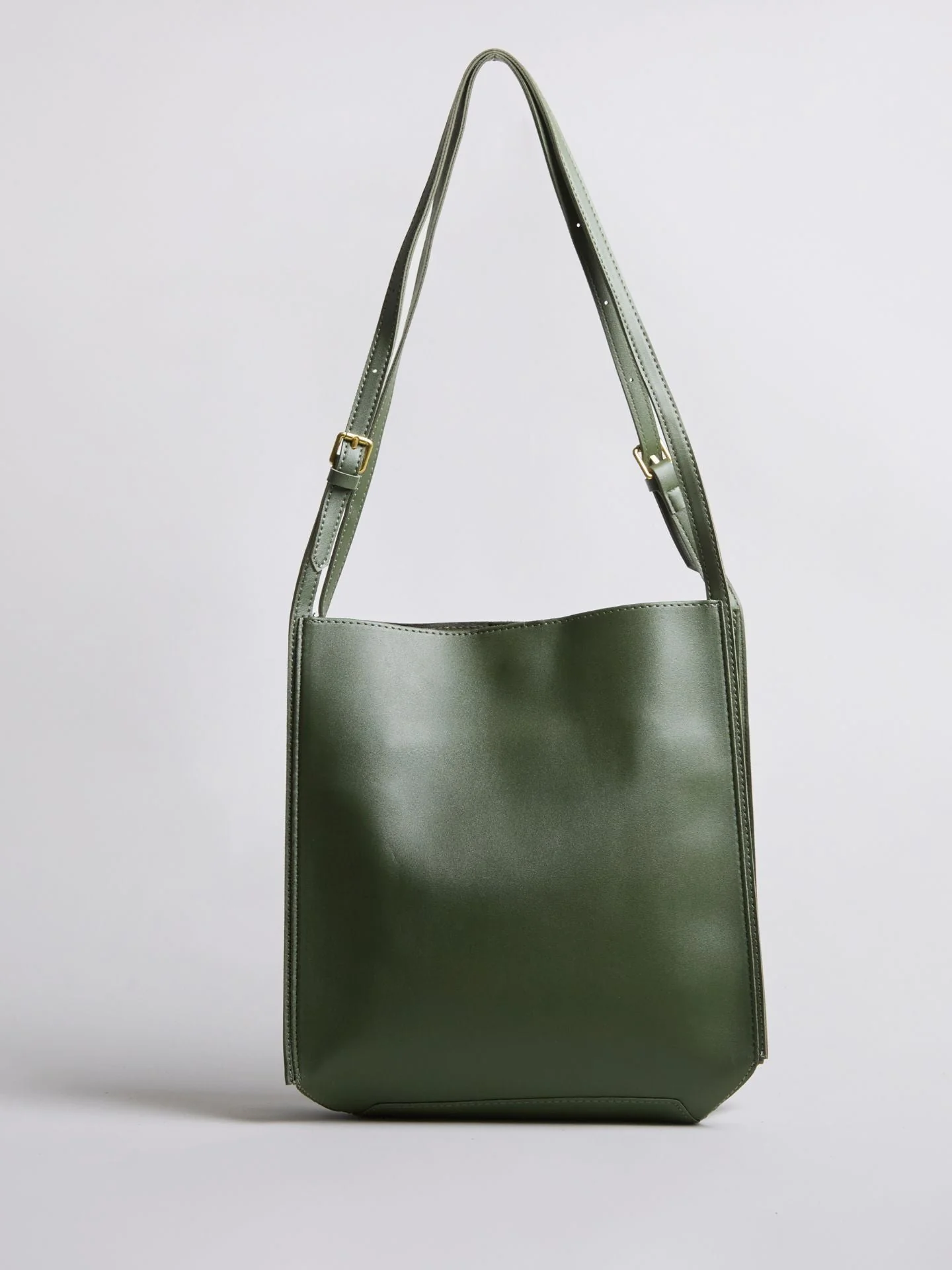 Sac à Bandoulière Élégant avec Bandoulière Réglable et Design Classique - Image 4