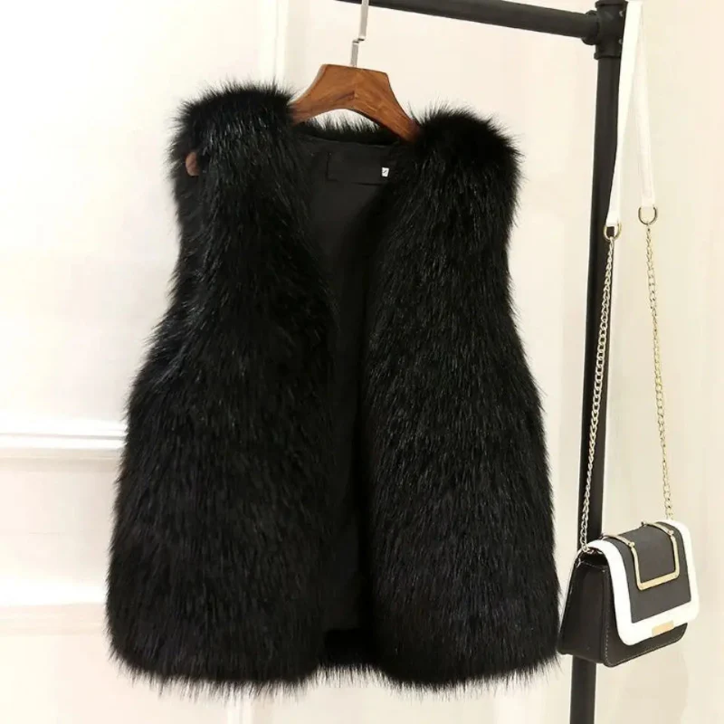 Gilet sans manches femme texture effet fourrure - Image 4