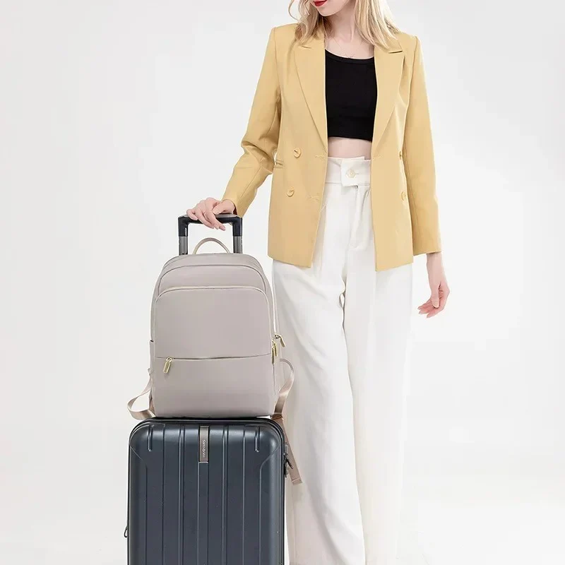 Sac à dos élégant avec rangement intelligent - Image 3